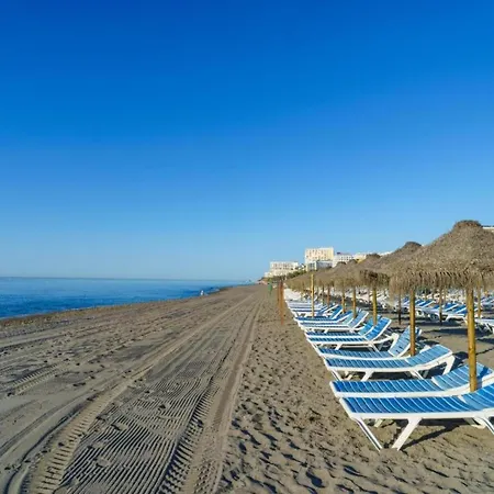 In Spain Near Golden Sands Apartment Torremolinos